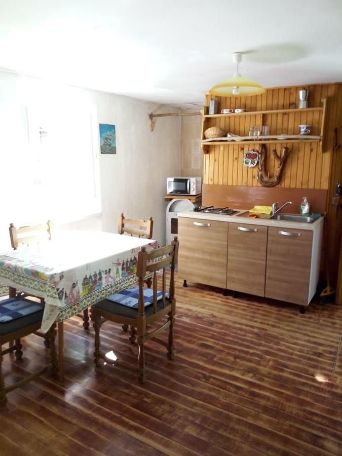 Apartman Dinko Lubenice Extérieur photo