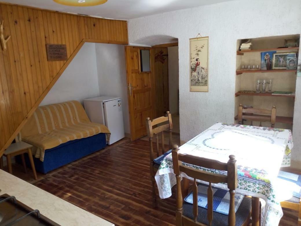 Apartman Dinko Lubenice Extérieur photo