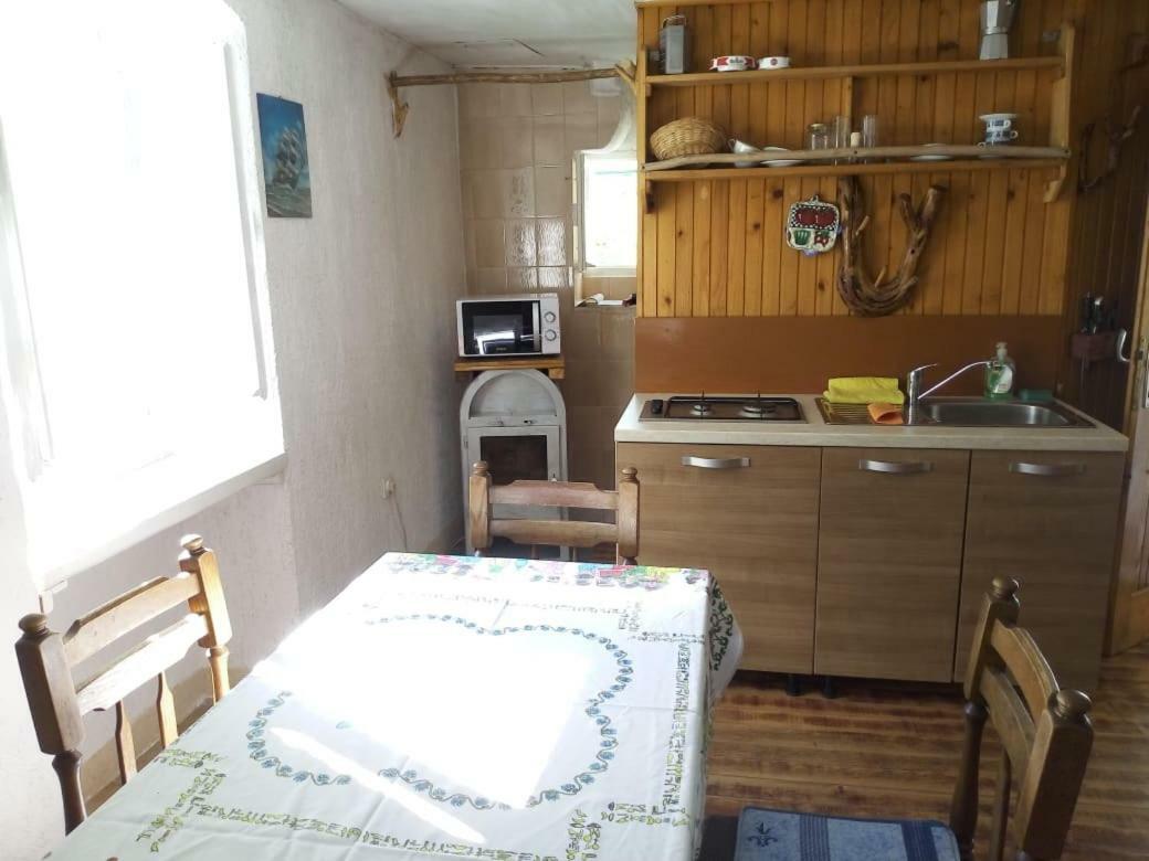 Apartman Dinko Lubenice Extérieur photo